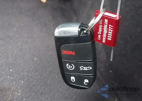 2017 Chrysler 300 300S Awd из США, поврежденный, VIN 2C3CCAGG1HH548565